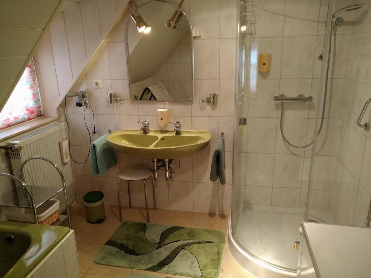 Pension/Fewo E. Tschernach Treuchtlingen Bagian luar foto